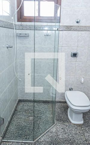 Casa à venda com 459m², 4 quartos e 4 vagasBanheiro