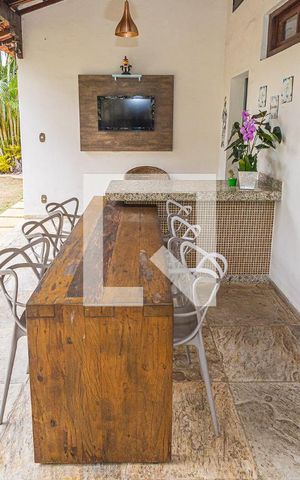 Casa à venda com 459m², 4 quartos e 4 vagasVaranda
