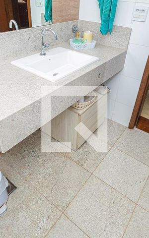 Casa à venda com 459m², 4 quartos e 4 vagasBanheiro