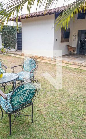 Casa à venda com 459m², 4 quartos e 4 vagasJardim