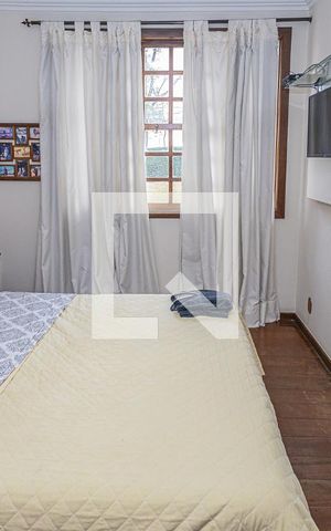 Casa à venda com 459m², 4 quartos e 4 vagasQuarto 2 / suite e closet