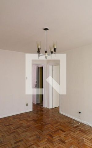 Apartamento à venda com 8m², 1 quarto e sem vagaSala