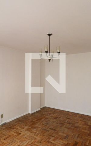 Apartamento à venda com 8m², 1 quarto e sem vagaSala