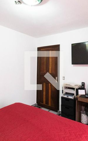 Casa à venda com 450m², 6 quartos e 2 vagas Casa à venda com 450m², 6 quartos e 2 vagasSuíte 2