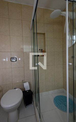 Casa de condomínio à venda com 290m², 4 quartos e 1 vaga Casa de condomínio à venda com 290m², 4 quartos e 1 vagaSuite 3