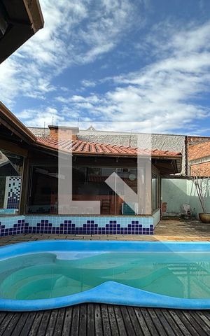 Casa à venda com 300m², 5 quartos e 2 vagasCozinha