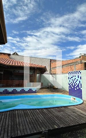 Casa à venda com 300m², 5 quartos e 2 vagasCozinha