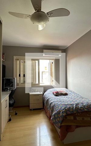 Casa à venda com 300m², 5 quartos e 2 vagasQuarto 3