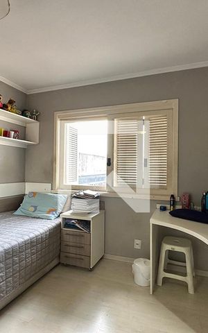 Casa à venda com 300m², 5 quartos e 2 vagasQuarto 4