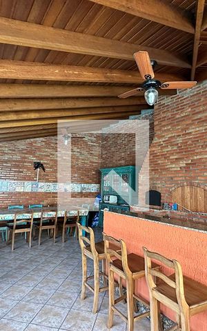 Casa à venda com 300m², 5 quartos e 2 vagasQuiosque