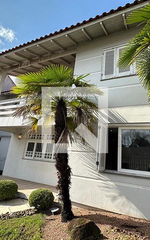 Casa à venda com 300m², 5 quartos e 2 vagasQuintal