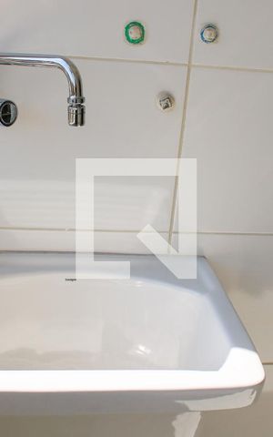 Apartamento à venda com 75m², 3 quartos e 2 vagas Apartamento à venda com 75m², 3 quartos e 2 vagasÁrea de Serviço