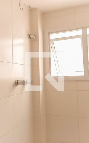 Apartamento à venda com 75m², 3 quartos e 2 vagas Apartamento à venda com 75m², 3 quartos e 2 vagasBanheiro da Suíte