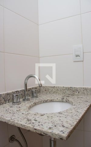 Apartamento à venda com 81m², 3 quartos e 1 vagaBanheiro Social