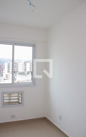 Apartamento à venda com 81m², 3 quartos e 1 vagaQuarto 02