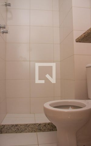 Apartamento à venda com 81m², 3 quartos e 1 vagaBanheiro Social 02