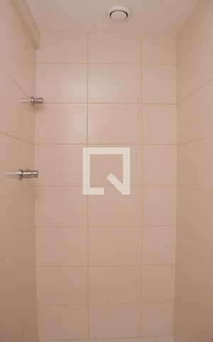 Apartamento à venda com 81m², 3 quartos e 1 vagaBanheiro Social