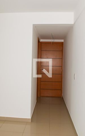 Apartamento à venda com 81m², 3 quartos e 1 vaga Apartamento à venda com 81m², 3 quartos e 1 vagaSala