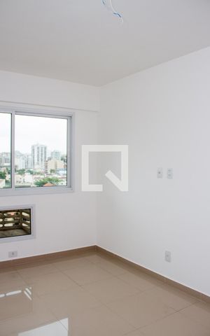 Apartamento à venda com 82m², 3 quartos e 2 vagasSuíte