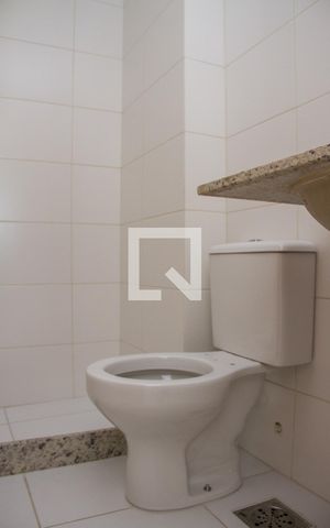 Apartamento à venda com 81m², 3 quartos e 2 vagasBanheiro Social