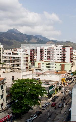 Apartamento à venda com 81m², 3 quartos e 2 vagasQuarto 01 - Janela