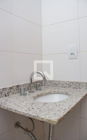 Apartamento à venda com 81m², 3 quartos e 2 vagasBanheiro Social