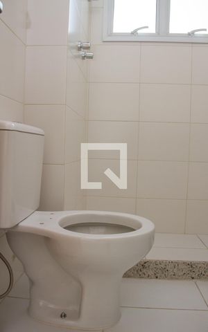 Apartamento à venda com 81m², 3 quartos e 2 vagasBanheiro da Suíte