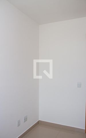 Apartamento à venda com 81m², 3 quartos e 2 vagasQuarto 02