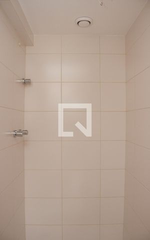 Apartamento à venda com 81m², 3 quartos e 2 vagasBanheiro Social