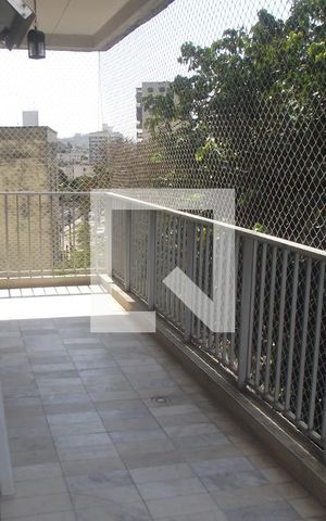 Apartamento à venda com 180m², 2 quartos e 1 vagavaranda 