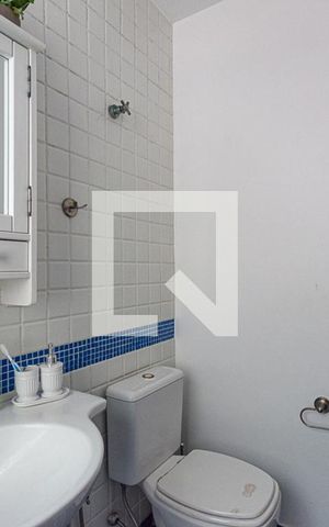 Apartamento à venda com 600m², 4 quartos e 1 vaga Apartamento à venda com 600m², 4 quartos e 1 vagaBanheiro