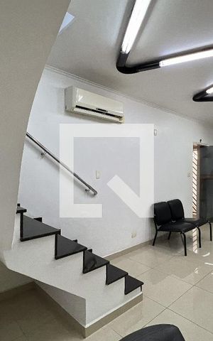 Casa à venda com 126m², 3 quartos e 2 vagasSala 1