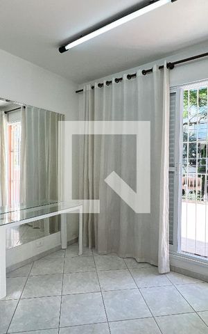 Casa à venda com 126m², 3 quartos e 2 vagasSuíte