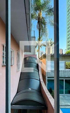 Casa à venda com 126m², 3 quartos e 2 vagasVista