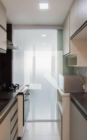 Apartamento à venda com 103m², 3 quartos e 2 vagas Apartamento à venda com 103m², 3 quartos e 2 vagasCozinha