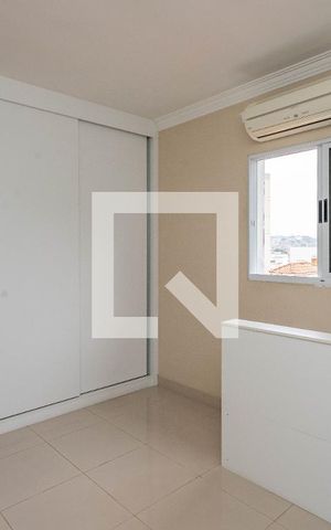 Casa à venda com 322m², 3 quartos e 2 vagas Casa à venda com 322m², 3 quartos e 2 vagasQuarto 1 - suíte