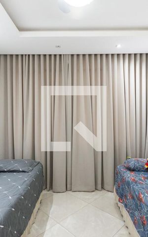 Apartamento à venda com 200m², 3 quartos e 2 vagasQuarto