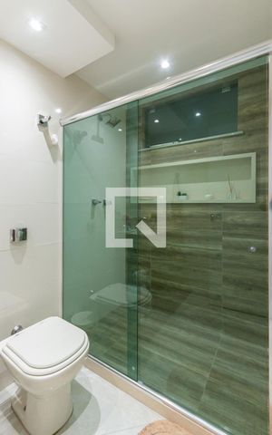 Apartamento à venda com 200m², 3 quartos e 2 vagasBanheiro