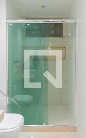 Apartamento à venda com 200m², 3 quartos e 2 vagasBanheiro Suíte 1