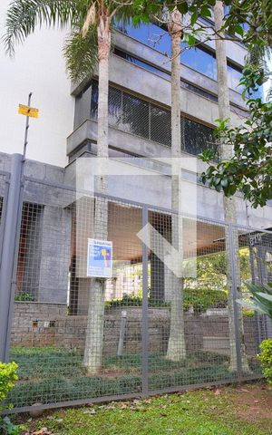 Apartamento à venda com 450m², 3 quartos e 3 vagasFachada