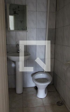 Casa para alugar com 55m², 1 quarto e sem vagaBanheiro