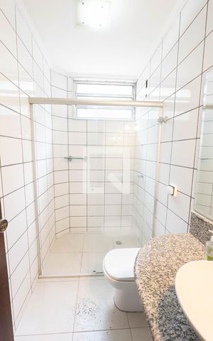 Casa à venda com 300m², 4 quartos e 2 vagasBanheiro 1