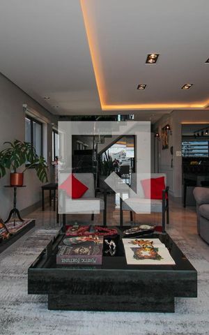 Apartamento à venda com 138m², 2 quartos e 1 vaga Apartamento à venda com 138m², 2 quartos e 1 vagaSala