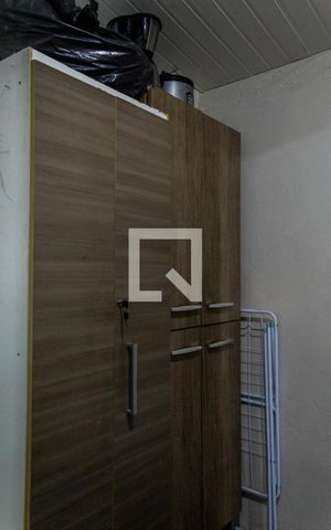 Casa à venda com 40m², 2 quartos e 1 vaga Casa à venda com 40m², 2 quartos e 1 vagaCloset