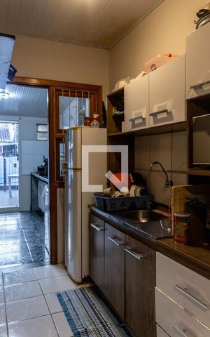 Casa à venda com 40m², 2 quartos e 1 vaga Casa à venda com 40m², 2 quartos e 1 vagaCozinha