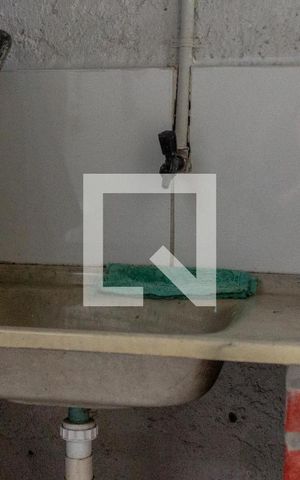 Casa à venda com 40m², 2 quartos e 1 vaga Casa à venda com 40m², 2 quartos e 1 vagaÁrea de Serviço