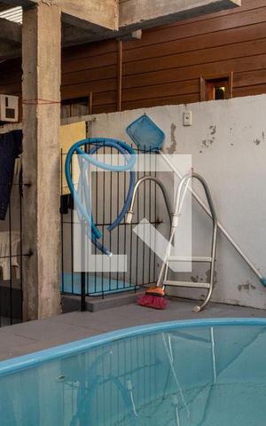 Casa à venda com 40m², 2 quartos e 1 vaga Casa à venda com 40m², 2 quartos e 1 vagaPiscina