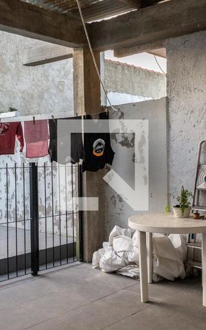 Casa à venda com 40m², 2 quartos e 1 vaga Casa à venda com 40m², 2 quartos e 1 vagaÁrea de Serviço