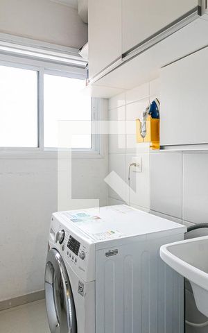 Apartamento à venda com 73m², 3 quartos e 1 vagaÁrea de Serviço