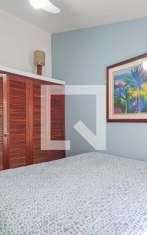 Casa de condomínio para alugar com 90m², 3 quartos e 3 vagas Casa de condomínio para alugar com 90m², 3 quartos e 3 vagasSuíte